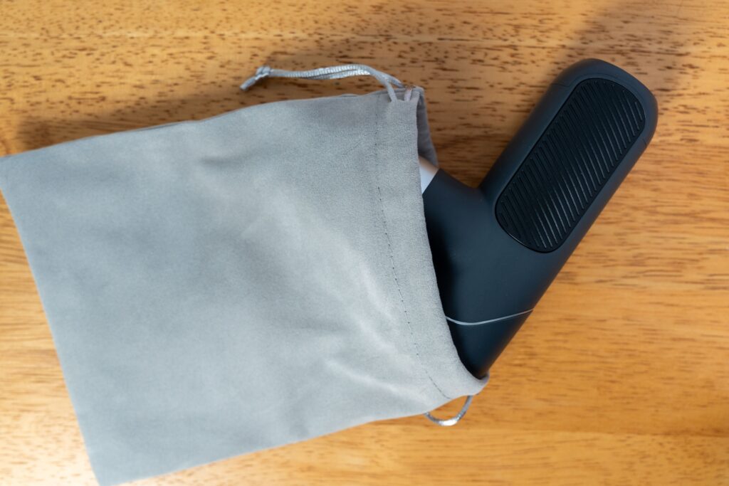 リリースガンを袋に入れた様子