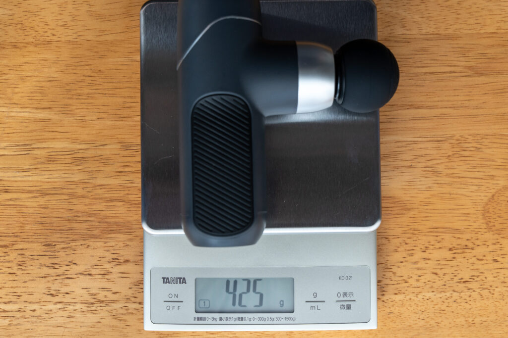 リリースガンの重さは425g