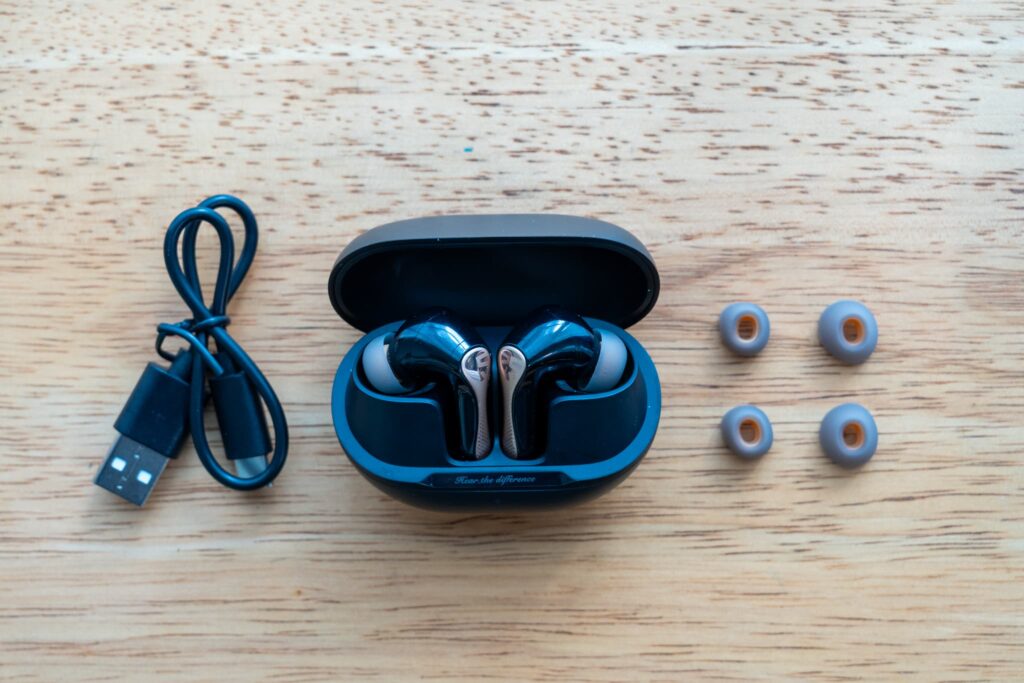 SOUNDPEATS Air5 Pro+付属品①