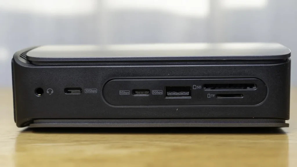 Anker Nano ドッキングステーション 正面