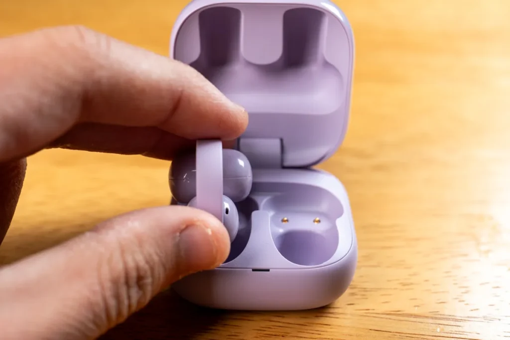 SONY LinkBuds Clip イヤホン取り出し