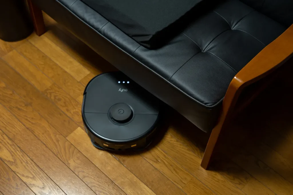 Eufy X10 Pro Omni ソファ下の掃除は難しいかも