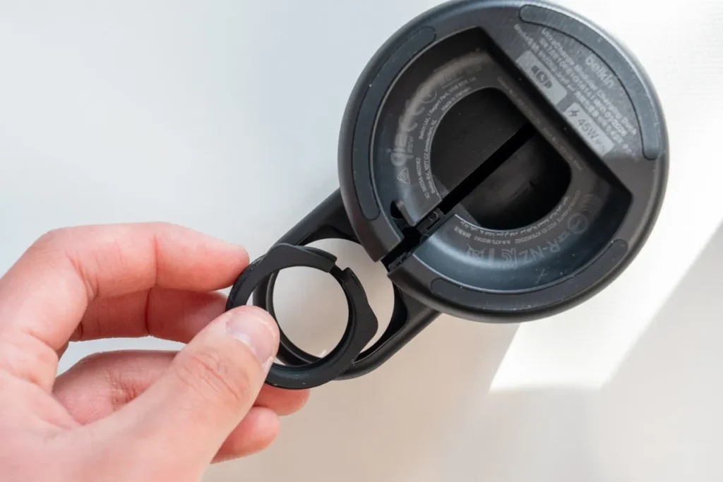 Belkin Modular Charging Dock with Qi2 25W スマートウォッチ充電器取り付け方法