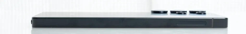 Galaxy S25 Ultra 左側面