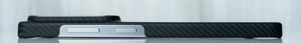 PITAKA Case 右側面