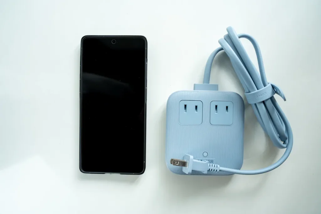 Anker Nano Charging Station  (6-in-1, 67W) 大きさ