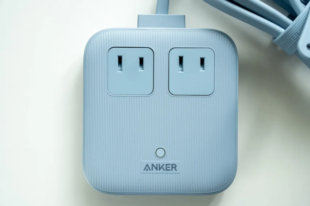Anker Nano Charging Station  (6-in-1, 67W) 正面