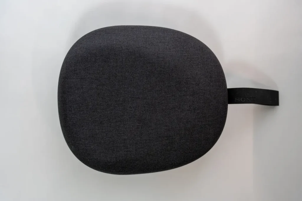 WH-1000XM6のケース