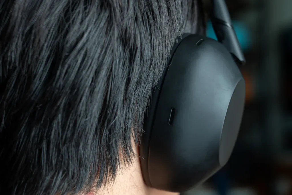 WH-1000XM6の装着感