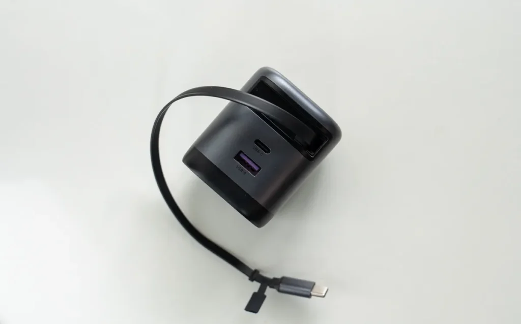 UGREEN 65W 充電器 巻き取り式