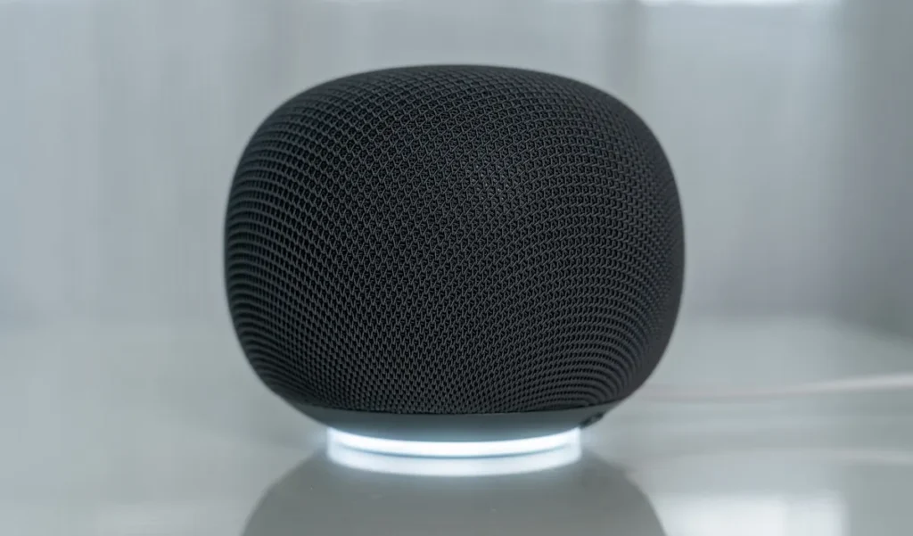 Google Home スピーカーにOK,Googleと言った時