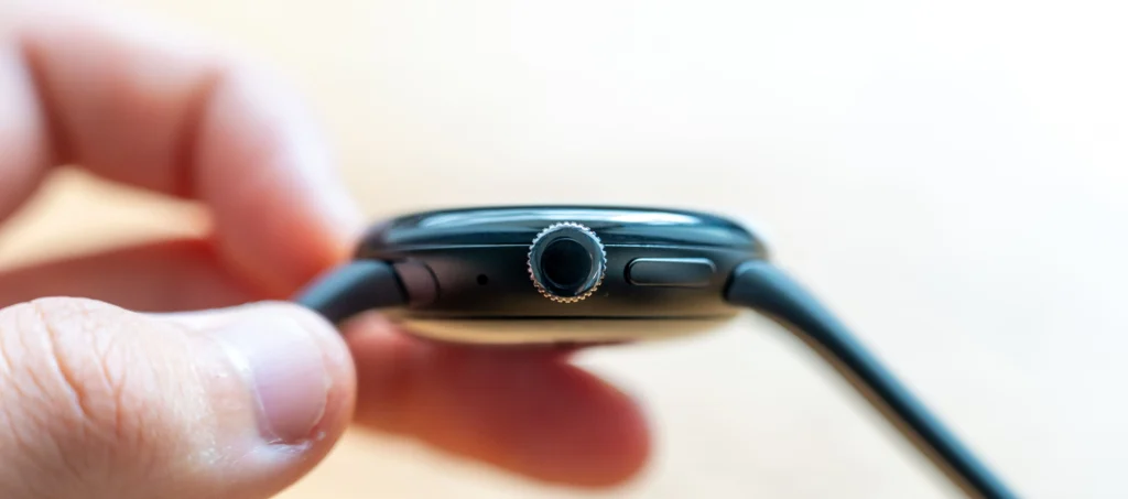 Google Pixel Watch 4右側