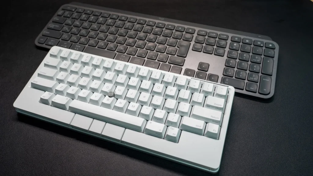 HHKB StudioとMX Keys S